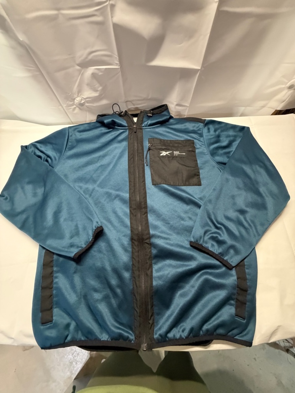 Reebok Men's Teal Blue Jacket‎ with Black Trim
